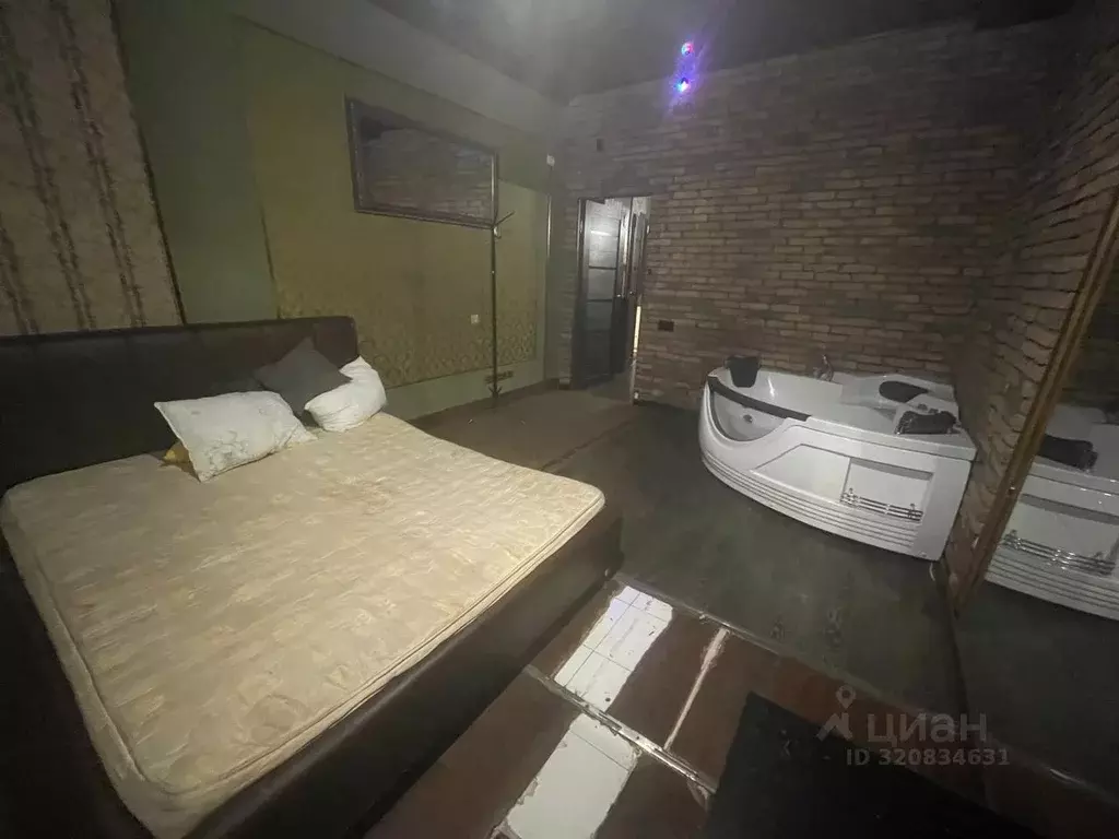 Помещение свободного назначения в Омская область, Омск ул. ... - Фото 2