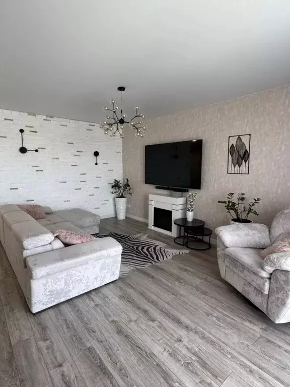 3-к кв. Москва ул. Авиаконструктора Сухого, 2к1 (81.0 м) - Фото 1