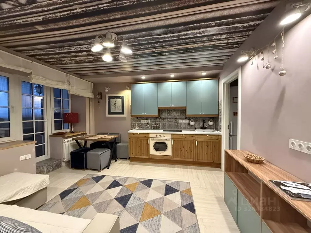 2-к кв. Свердловская область, Екатеринбург ул. Большакова, 97 (37.5 м) - Фото 1