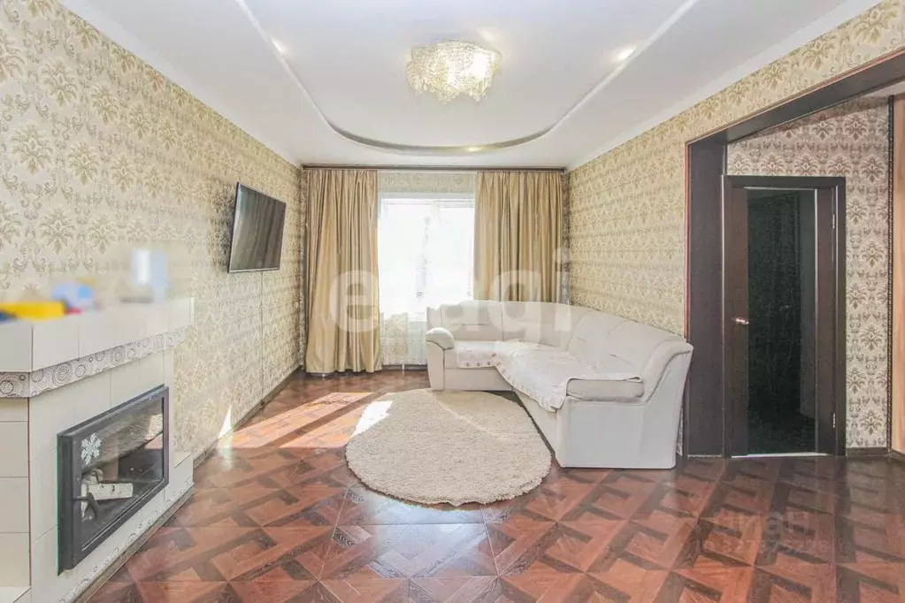 Дом в Бурятия, Улан-Удэ Забайкальский мкр, ул. Малиновая, 53 (160 м) - Фото 1