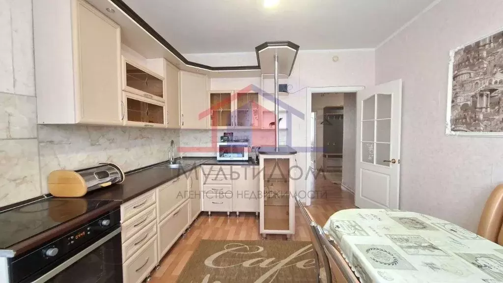 2-к кв. Белгородская область, Старый Оскол Степной мкр, 16 (62.0 м) - Фото 1