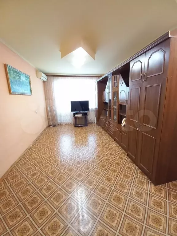 3-к. квартира, 60 м, 6/9 эт. - Фото 1