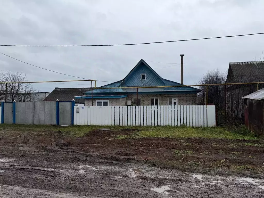 Дом в Татарстан, Заинский район, с. Бегишево  (100 м) - Фото 1