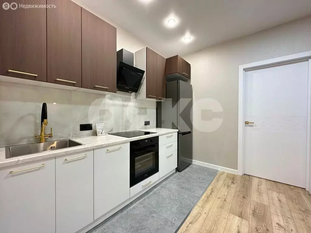 2-комнатная квартира: Осиновая Гора, улица Аркадия Шипунова, 12 (47 м) - Фото 1