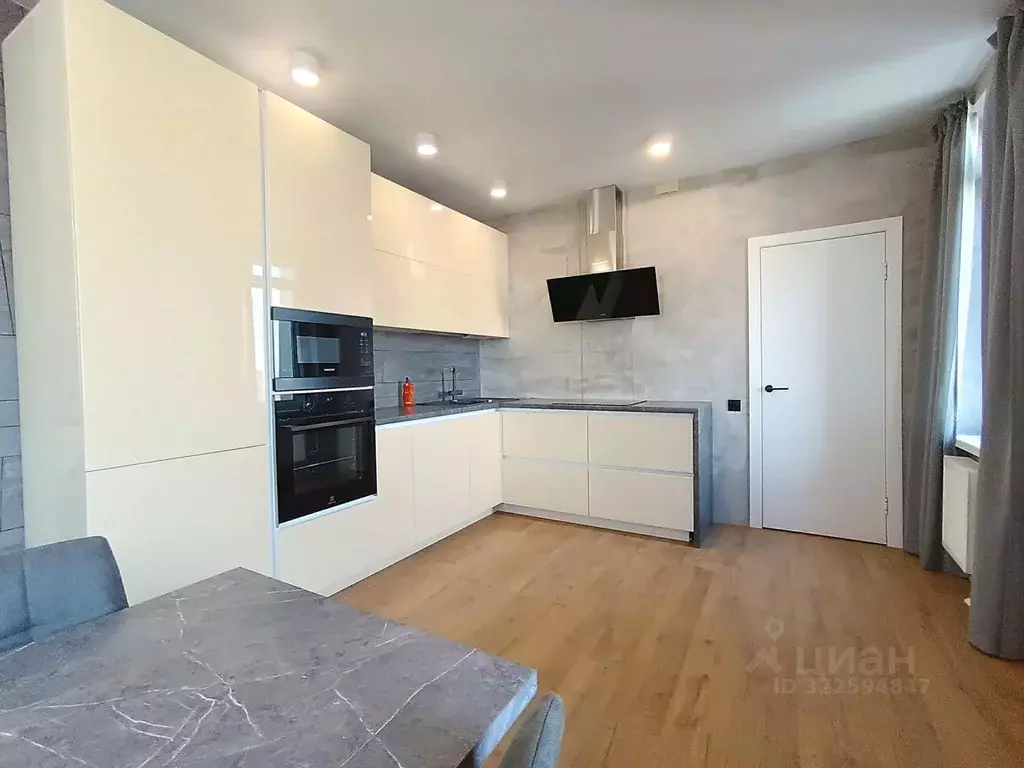 2-к кв. Башкортостан, Уфа Коммунистическая ул., 11/1 (58.0 м) - Фото 2