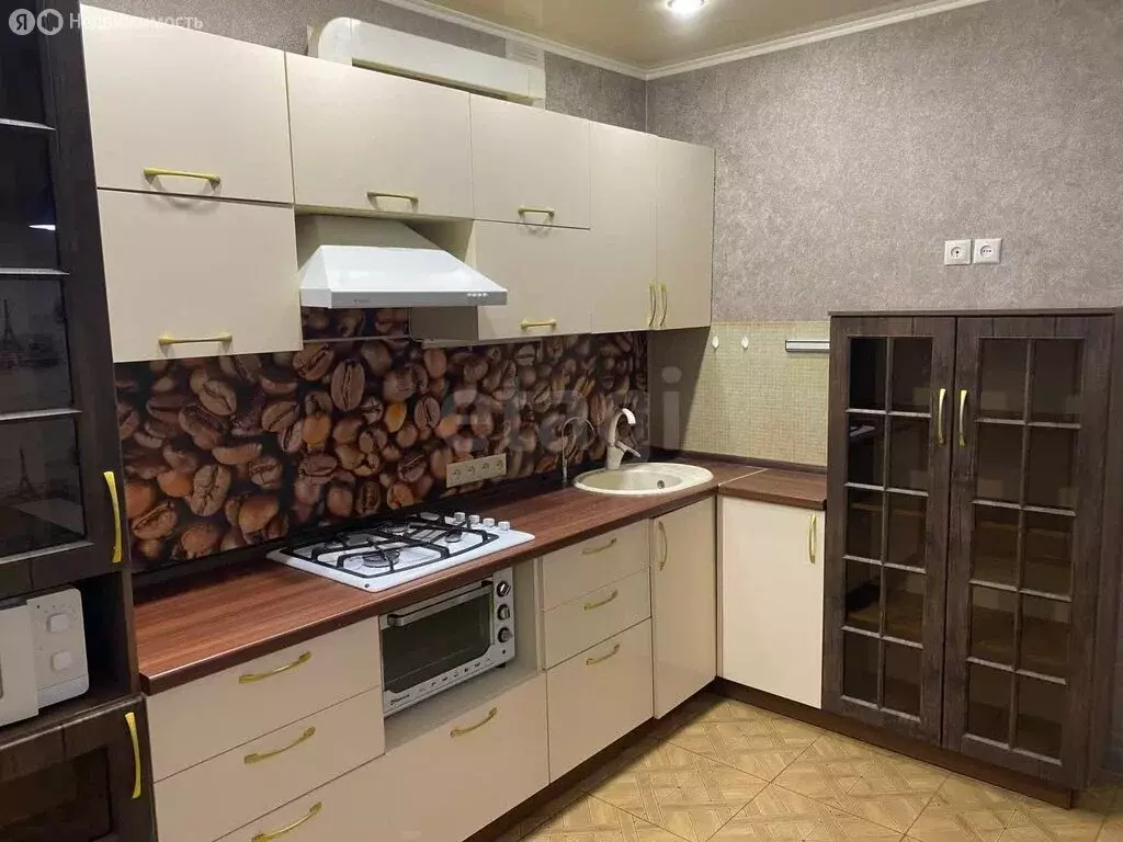 2-комнатная квартира: Саратов, улица имени С.П. Лисина, 1 (48.1 м) - Фото 2