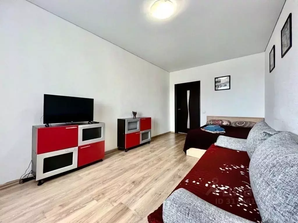 1-к кв. Башкортостан, Уфа Айская ул., 18/1 (45.0 м) - Фото 0