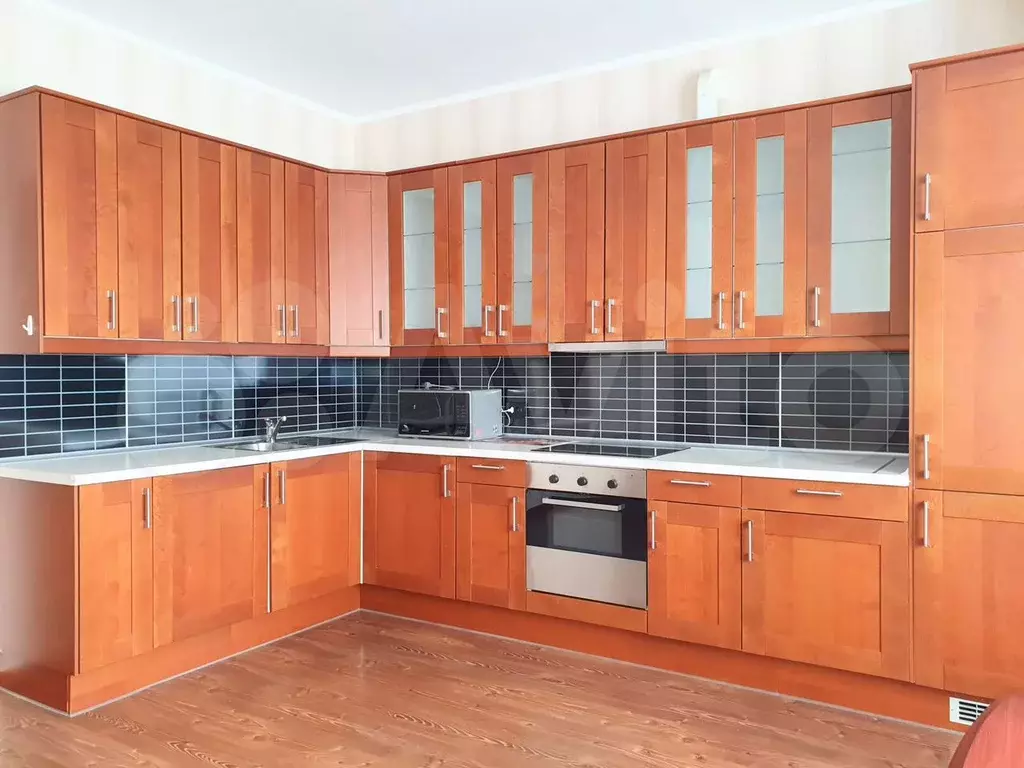 1-к. квартира, 70 м, 4/6 эт. - Фото 1