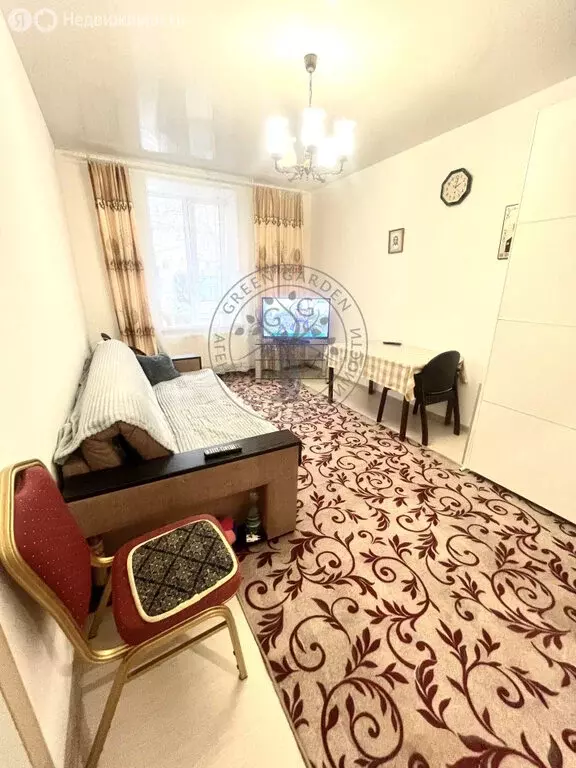 3-комнатная квартира: Екатеринбург, улица Искровцев, 33 (63.7 м) - Фото 1