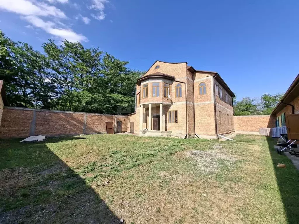 Дом в Ингушетия, Малгобек  (385 м) - Фото 1