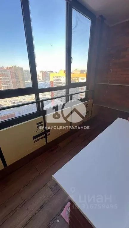 Квартира, 3 комнаты, 77 м - Фото 0