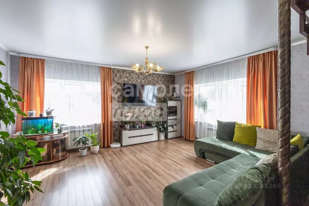 Дом в Омская область, Омский район, с. Усть-Заостровка ул. 12-я ... - Фото 1