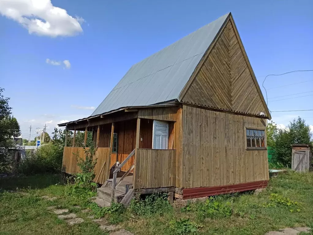 Дом в Башкортостан, Иглинский район, Акбердинский сельсовет, с. ... - Фото 0