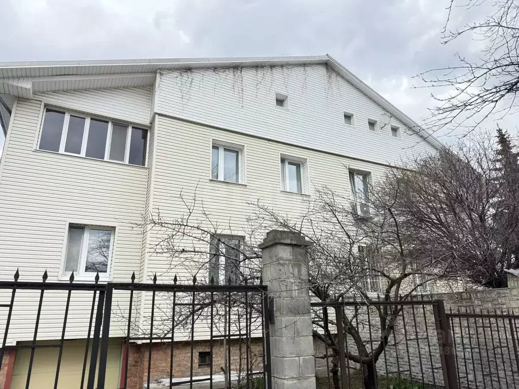 Дом в Ульяновская область, Ульяновск ул. Тухачевского, 28 (300 м) - Фото 1