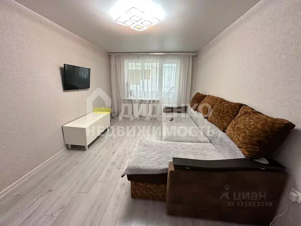 3-к кв. Краснодарский край, Тихорецк ул. Ляпидевского, 70 (58.1 м) - Фото 1