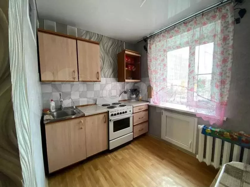 3-к. квартира, 60 м, 2/9 эт. - Фото 0