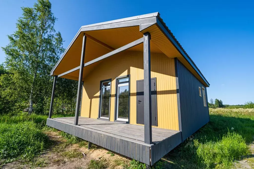 Дом в Ленинградская область, Приозерский район, Запорожское с/пос, д. ... - Фото 1