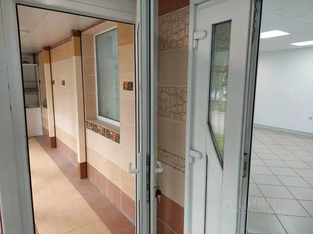 Помещение свободного назначения в Коми, Ухта просп. Космонавтов, 18 ... - Фото 2