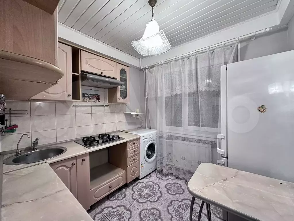 2-к. квартира, 58 м, 7/9 эт. - Фото 0