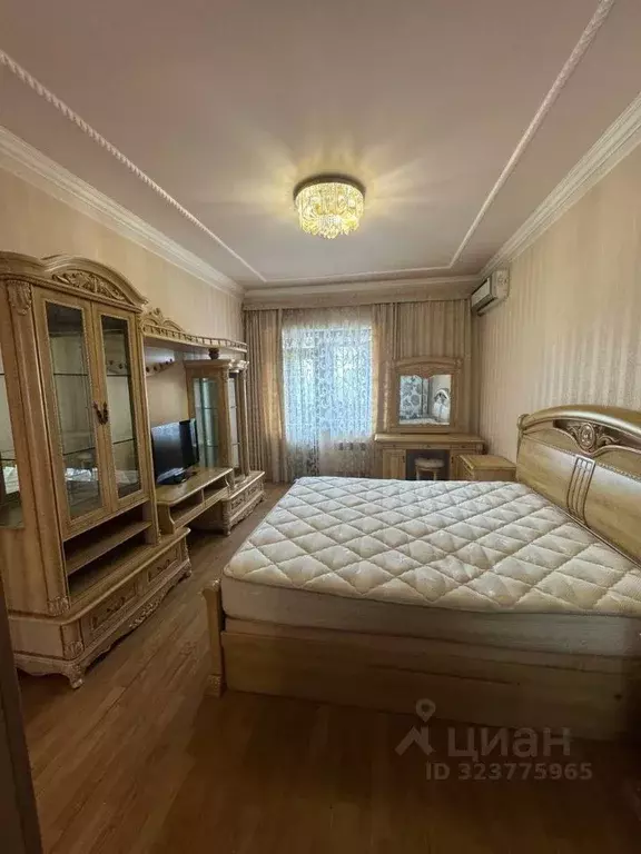 3-к кв. Крым, Симферополь ул. Ковыльная, 86 (97.4 м) - Фото 1