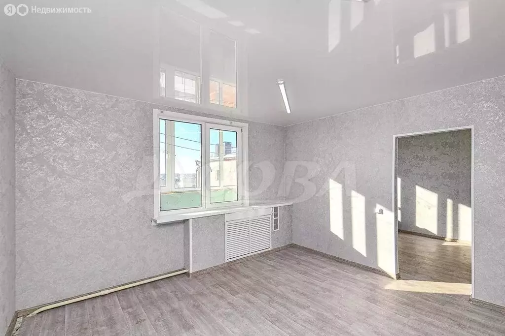 Квартира-студия: Тюмень, улица Бабарынка, 16А (31.4 м) - Фото 2