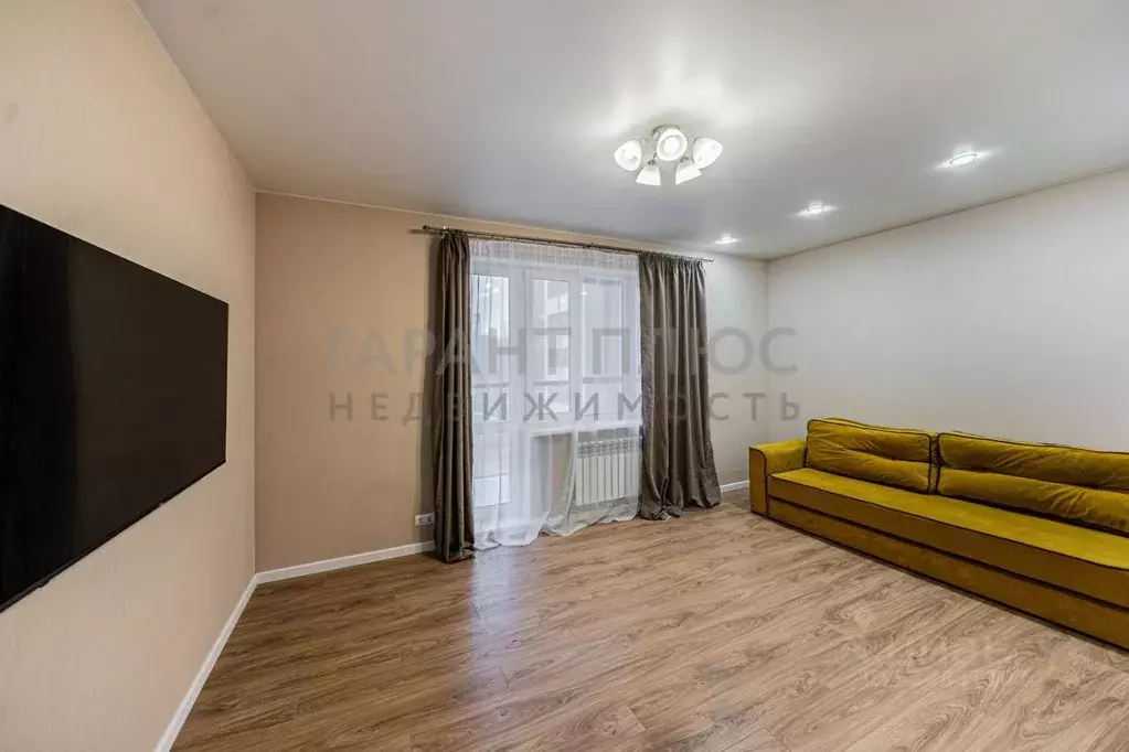 2-к кв. Липецкая область, Липецк Нижняя Логовая ул., 11 (63.0 м) - Фото 1