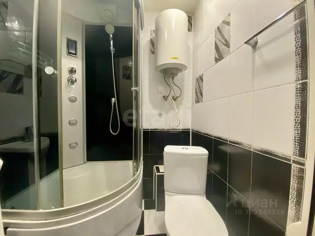 Студия Тюменская область, Тюмень ул. Мельникайте, 113 (13.3 м) - Фото 1