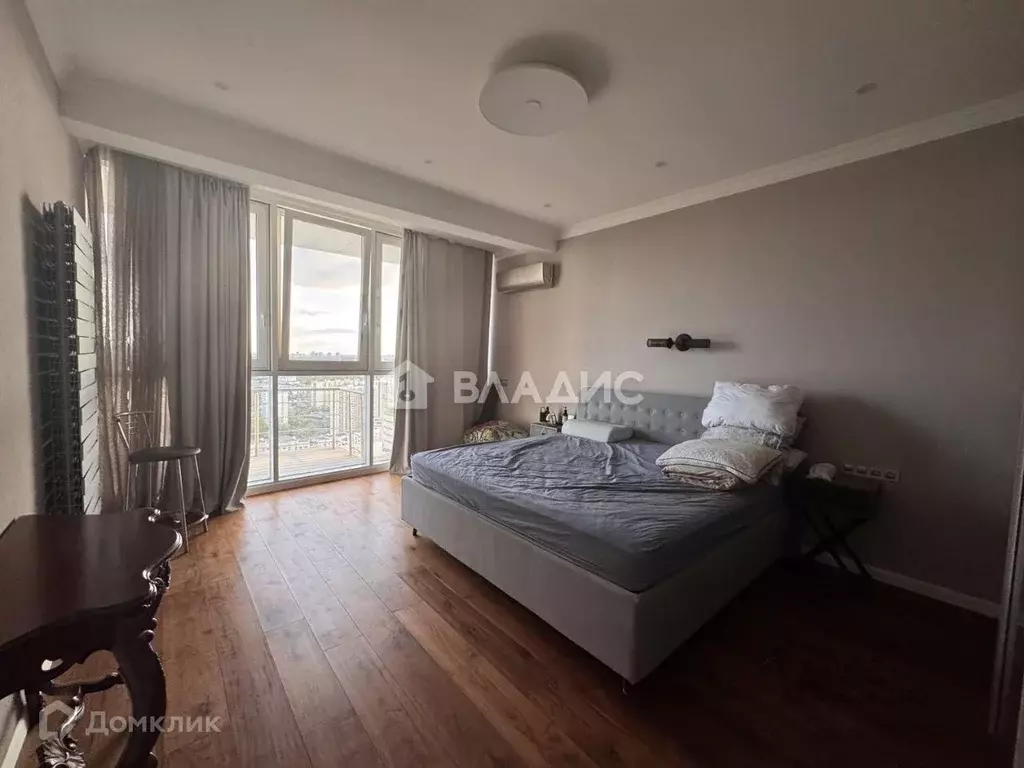 Продаётся 1-к квартира, 60 м - Фото 0