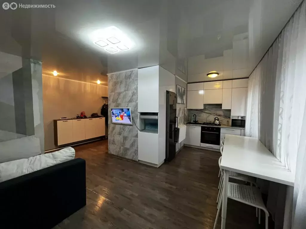 3-комнатная квартира: Вологда, улица Пугачёва, 71 (57 м) - Фото 2