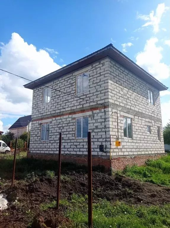 Дом 200 м на участке 15 сот. - Фото 0