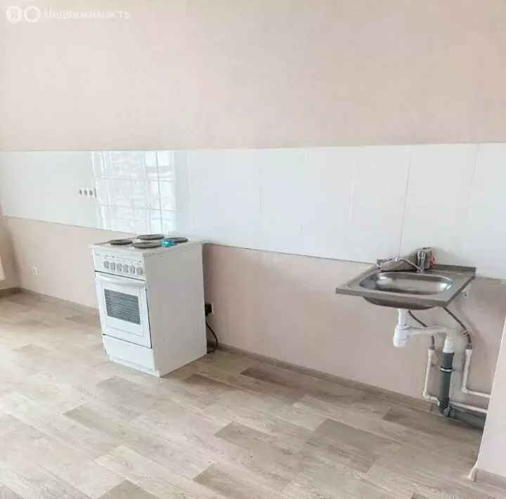 3-комнатная квартира: Энгельс, 2-й Студенческий проезд, 2 (74 м) - Фото 1