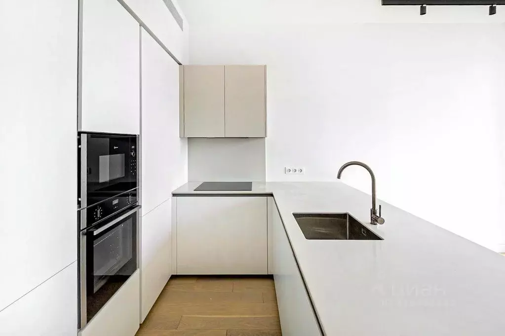 1-к кв. Москва ул. Костикова, 4к1 (50.0 м) - Фото 1