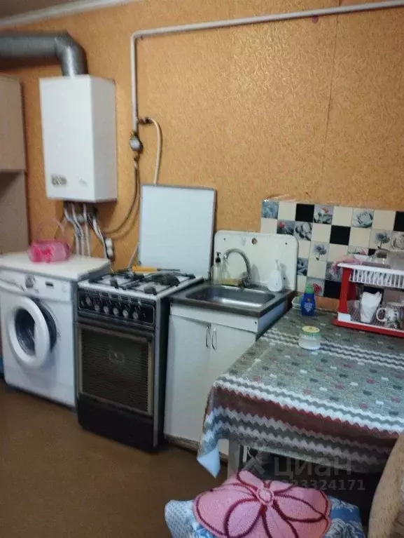 Дом в Крым, Симферополь ул. Кечкеметская (25 м) - Фото 1