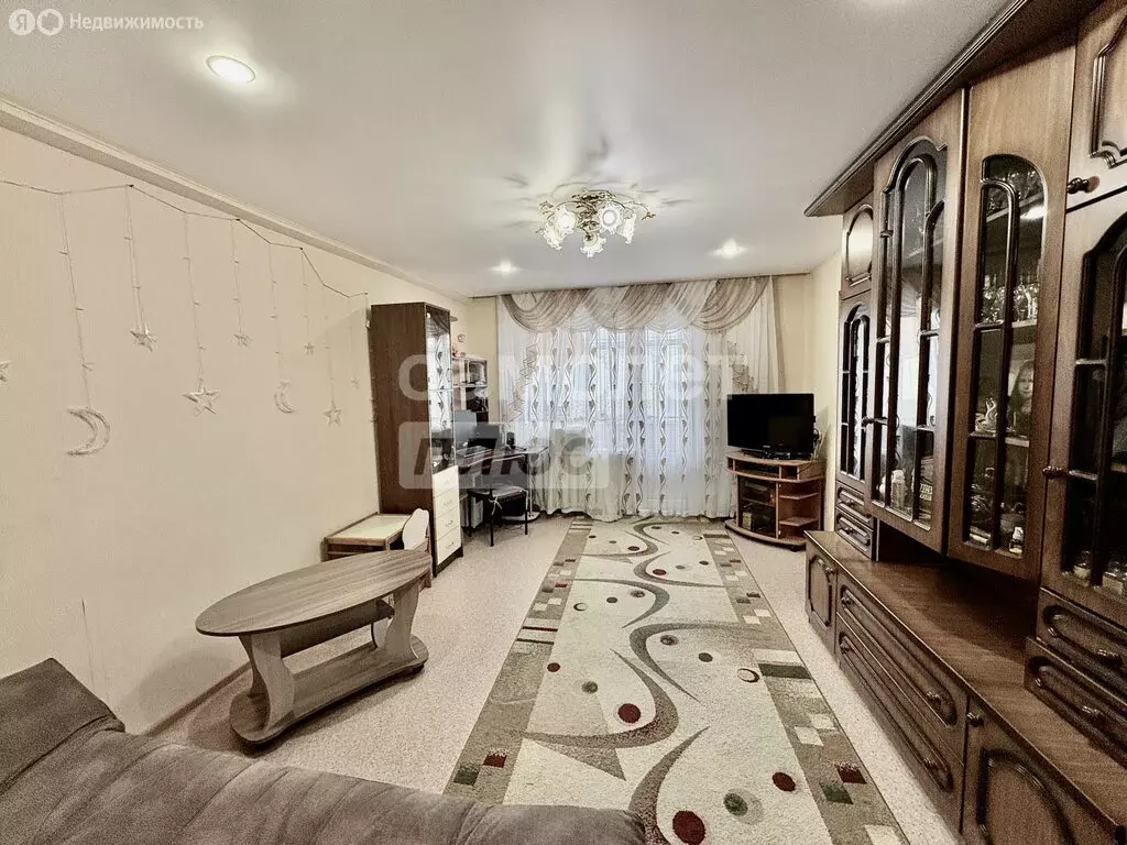 3-комнатная квартира: Пенза, улица Карпинского, 24 (63.2 м) - Фото 1