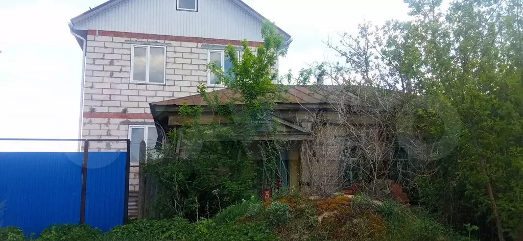 Дом 200 м на участке 15 сот. - Фото 0