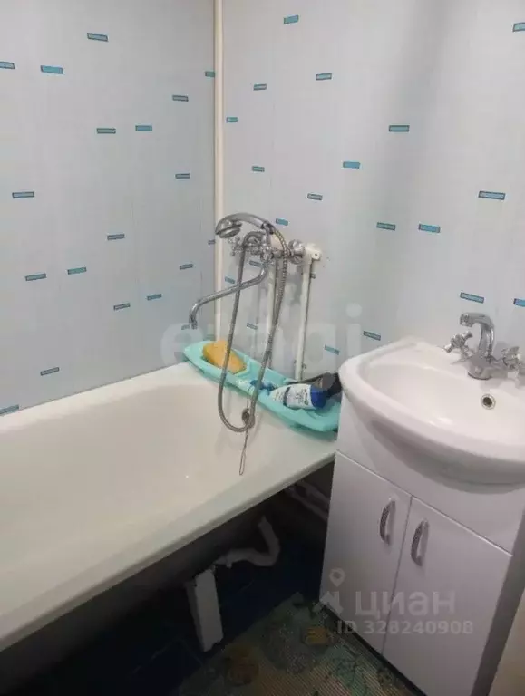 2-к кв. Вологодская область, Шексна рп, Шексна Северная мкр ул. ... - Фото 1