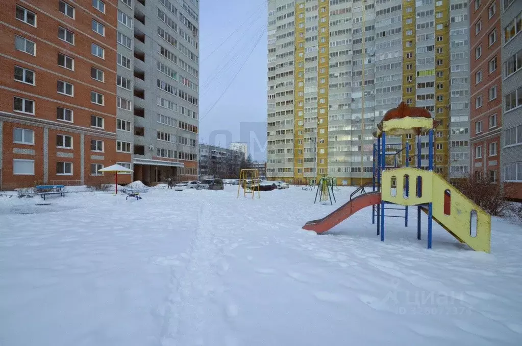 2-к кв. Свердловская область, Екатеринбург Сортировочный жилрайон, ... - Фото 2