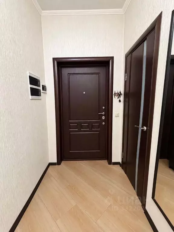 1-к кв. Москва пос. Знамя Октября, Родники мкр, 8 (50.0 м) - Фото 1