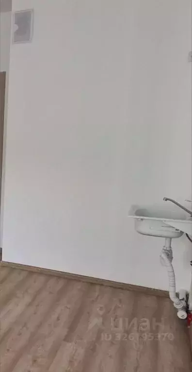 1-к кв. Свердловская область, Екатеринбург ул. Спутников, 16 (35.0 м) - Фото 2