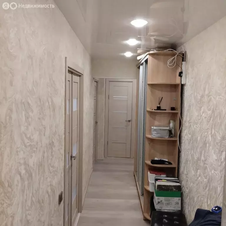 3-комнатная квартира: Екатеринбург, улица Бакинских Комиссаров, 108 ... - Фото 1