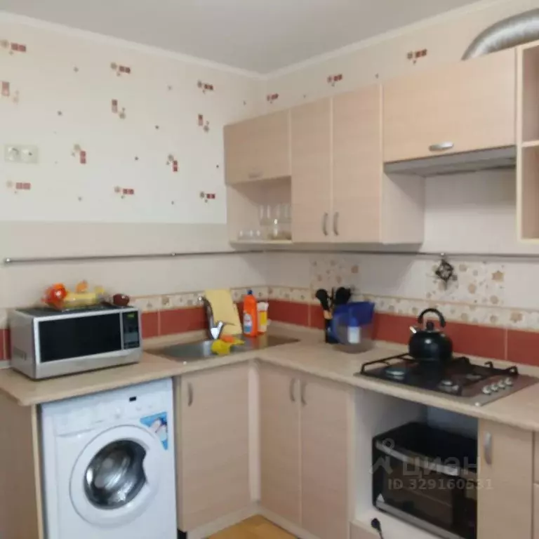 1-к кв. Саратовская область, Саратов ул. Имени П.Ф. Батавина, 9А (37.1 ... - Фото 2