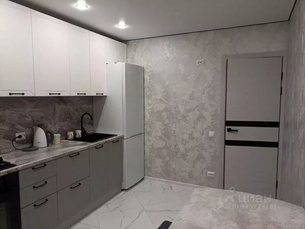 1-к кв. Калужская область, Калуга ул. Павла Ягужинского, 7 (36.7 м) - Фото 2