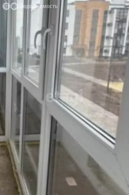 1-комнатная квартира: Волгоград, улица Иссы Плиева, 10А (36 м) - Фото 1