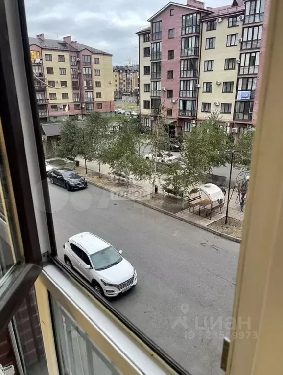 2-к кв. Северная Осетия, Владикавказ ул. Шамиля Джикаева, 6 (70.0 м) - Фото 2