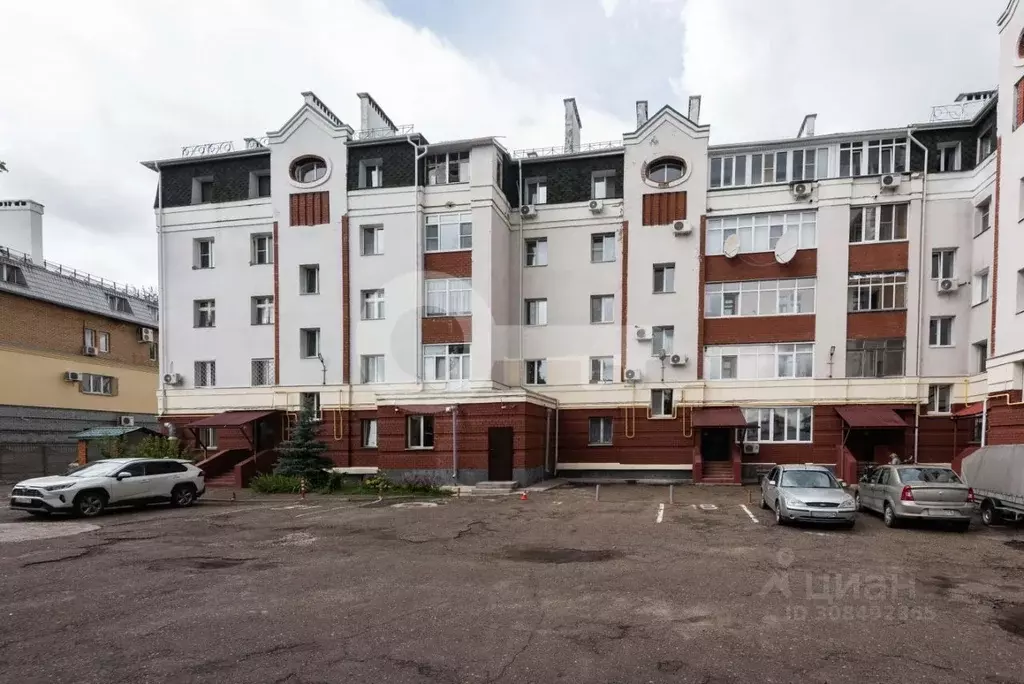 3-к кв. Татарстан, Казань ул. Тази Гиззата, 15 (88.8 м) - Фото 0