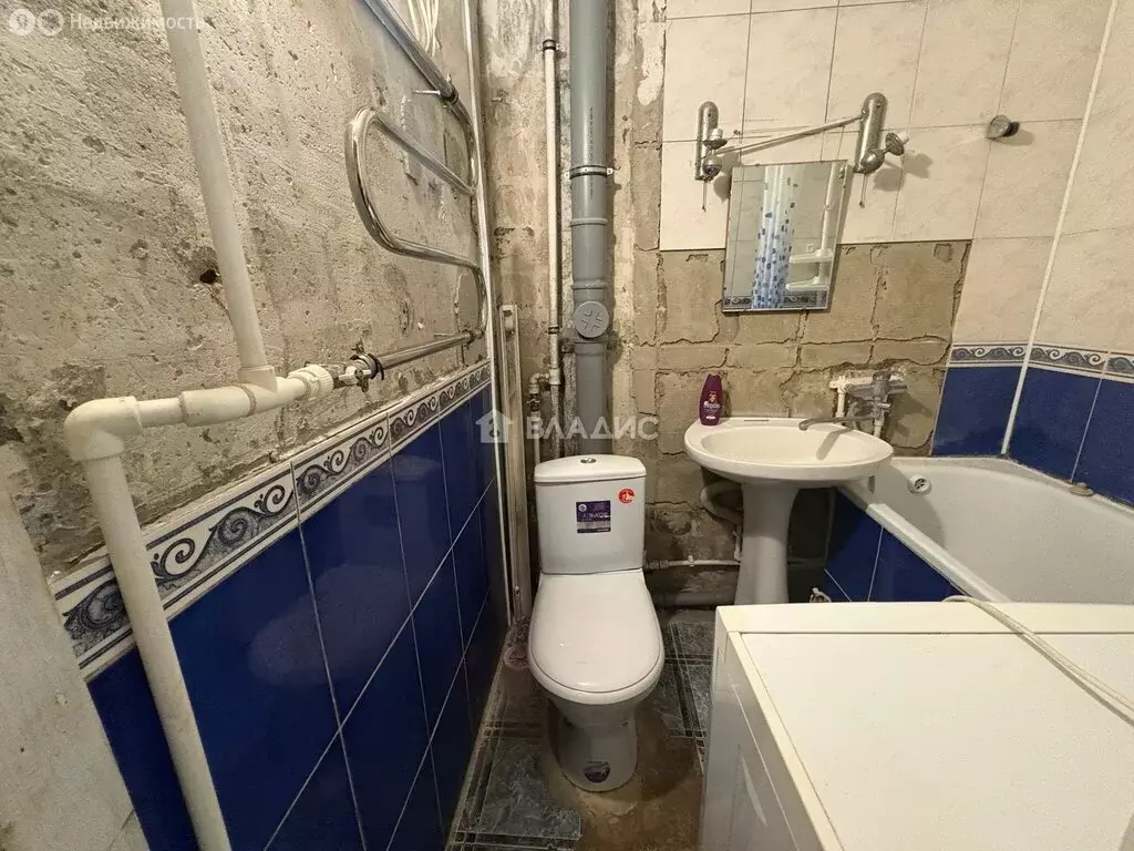 3-комнатная квартира: Белгород, улица Некрасова, 25 (56.2 м) - Фото 1