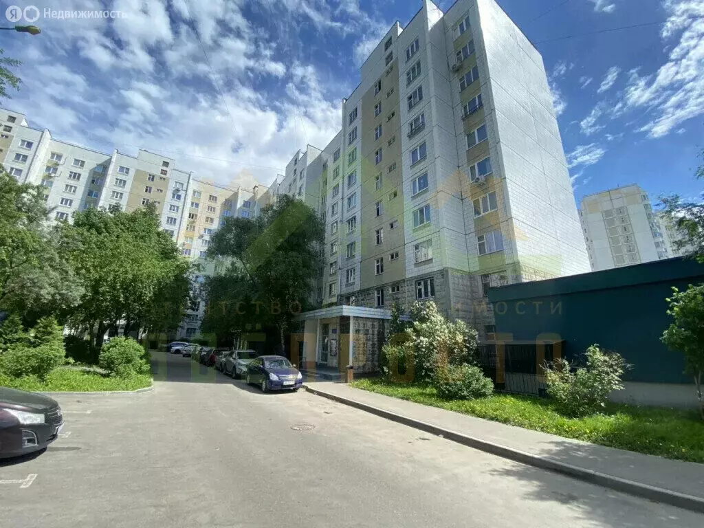 2-комнатная квартира: Москва, улица Адмирала Лазарева, 52 (59 м) - Фото 1