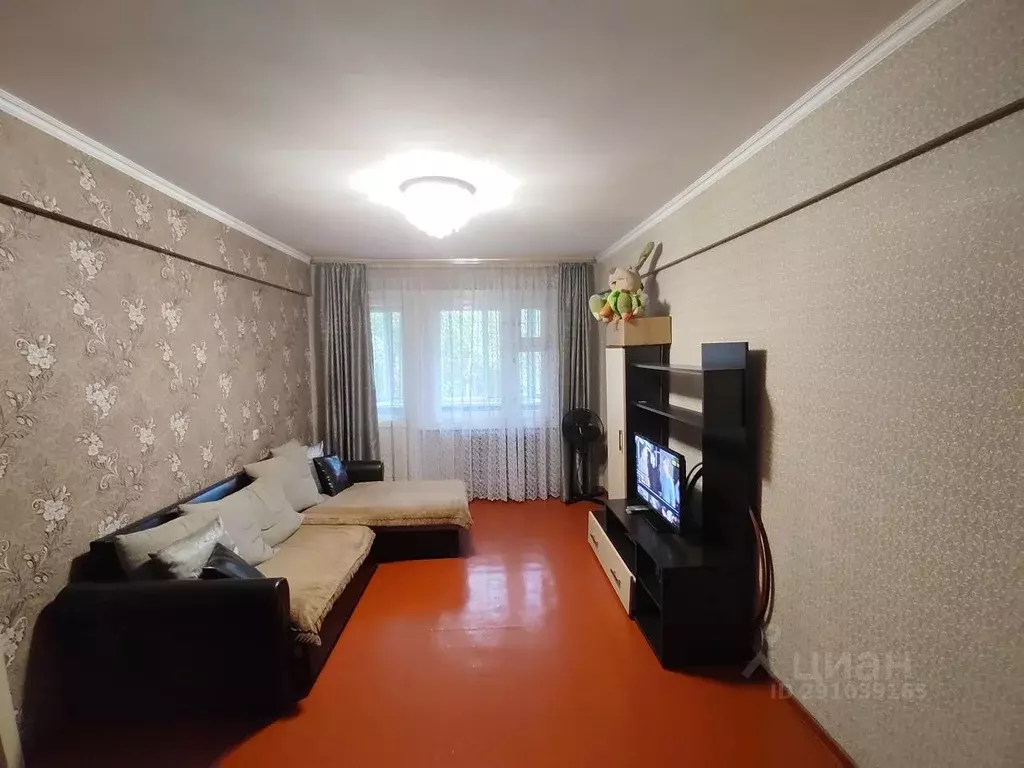 2-к кв. Ульяновская область, Ульяновск ул. Варейкиса, 43 (45.0 м) - Фото 0