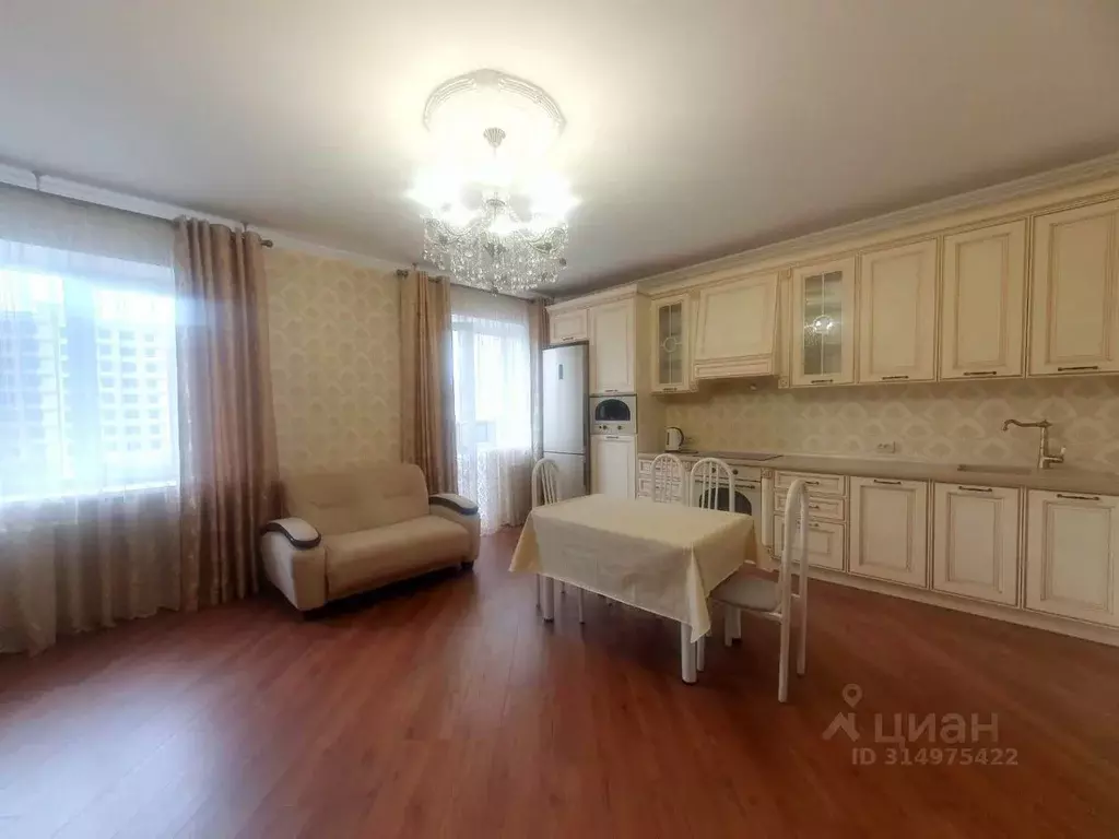 3-к кв. Хакасия, Абакан ул. Кирова, 118 (80.0 м) - Фото 1