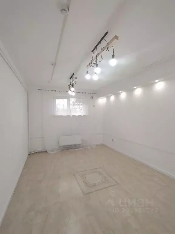 Офис в Краснодарский край, Краснодар ул. Имени Валерия Гассия, 13 (20 ... - Фото 0